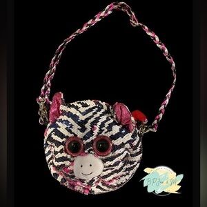 🆕TY sequined plush purse features top zip closure.